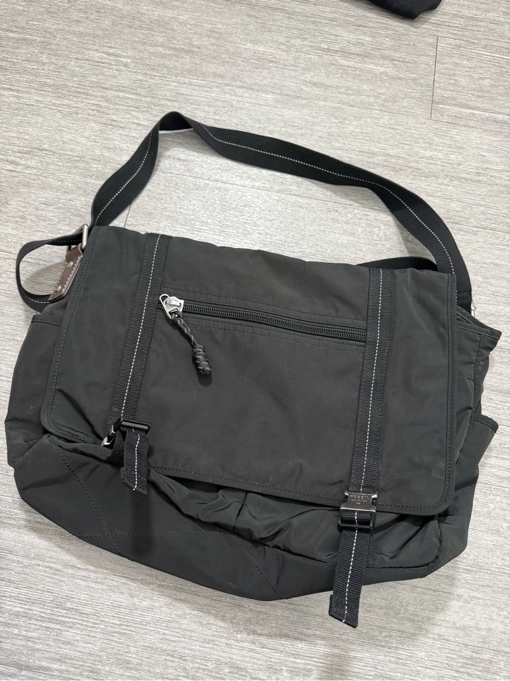 Fossil Black Utility Messenger Bag Nylon Laptop Crossbody Techwear Minimalist